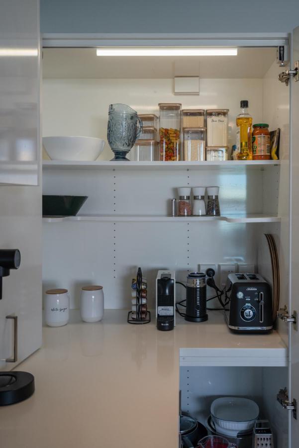אוקלנד Luxury Apartment - Parking - Hot Tub - Stunning Views מראה חיצוני תמונה